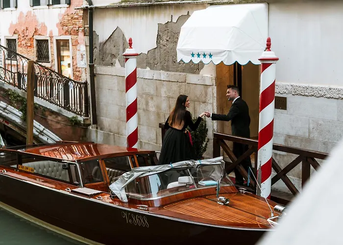 Al Ponte Dei SospiriAlbergo